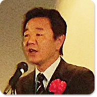 親泊　哲